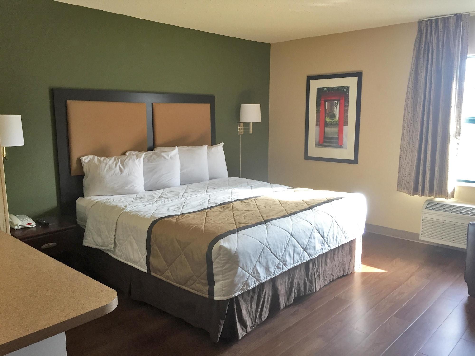 Extended Stay America Suites - Detroit - Madison Heights Bagian luar foto