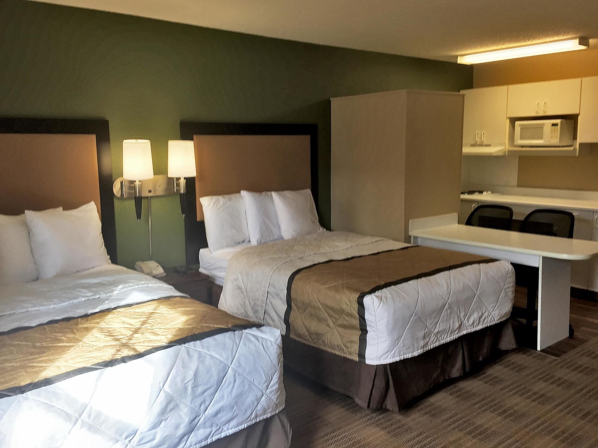 Extended Stay America Suites - Detroit - Madison Heights Bagian luar foto