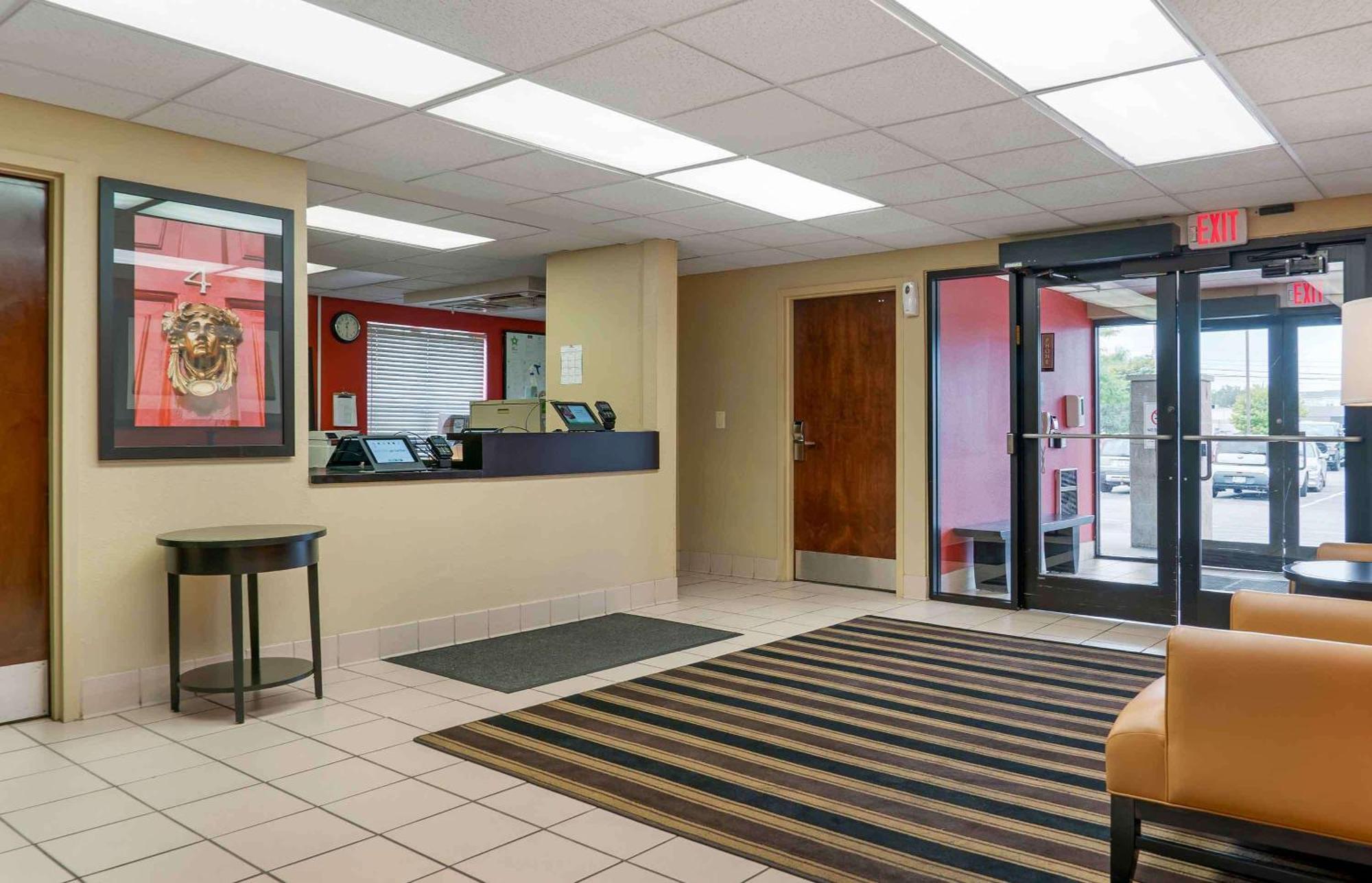 Extended Stay America Suites - Detroit - Madison Heights Bagian luar foto