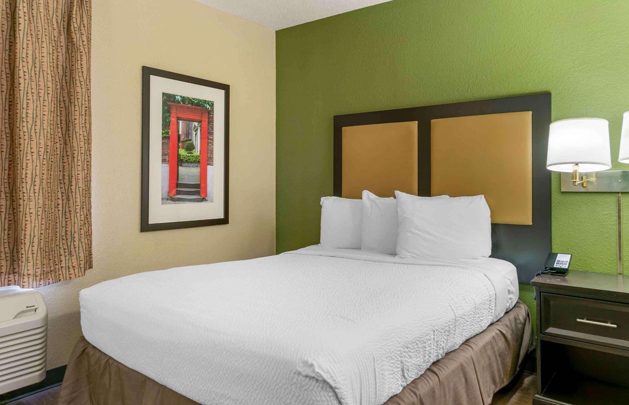 Extended Stay America Suites - Detroit - Madison Heights Bagian luar foto